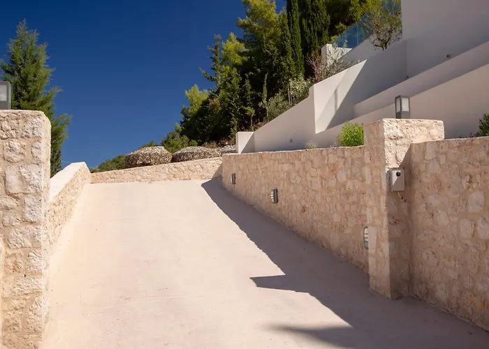 Vila Vv Luxury Kathisma Beach