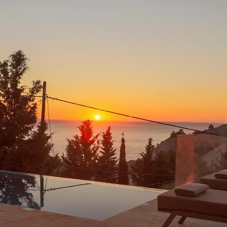 Vv Luxury Kathisma Beach