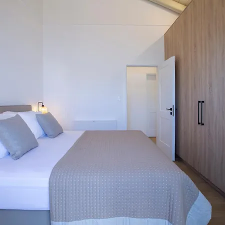 Vv Luxury Villa Kathisma Beach